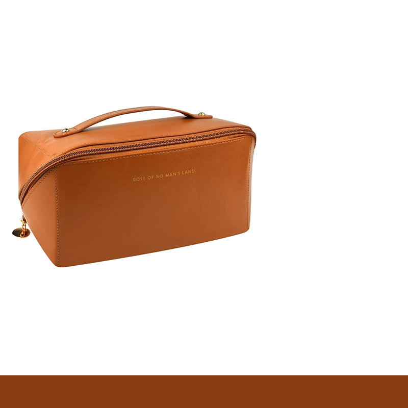Fashion Portable Makeup Bag Cosmetic Bag (Random color)